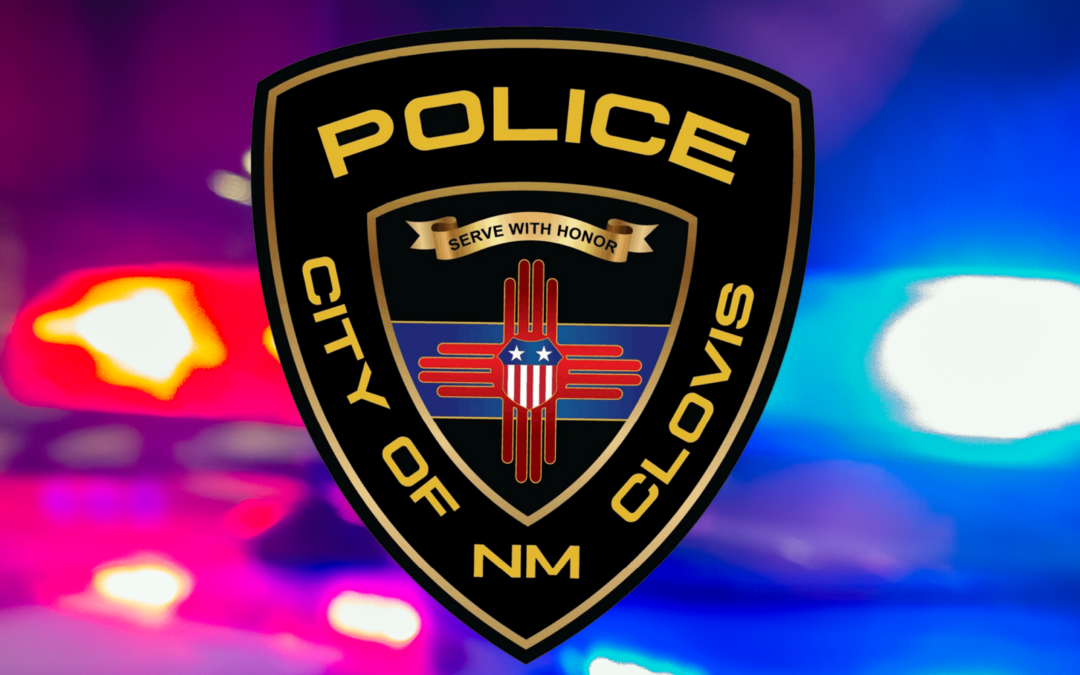 Fuerte accidente entre motocicleta y automóvil deja un muerto en Clovis