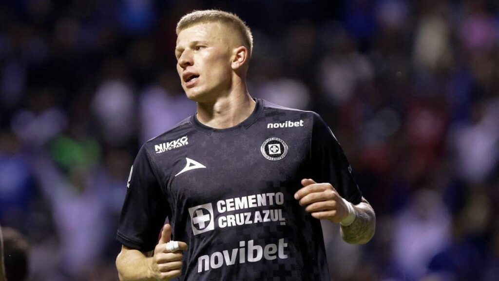 Mateusz Bogusz y su futuro incierto en Cruz Azul: ¿Qué sucederá?