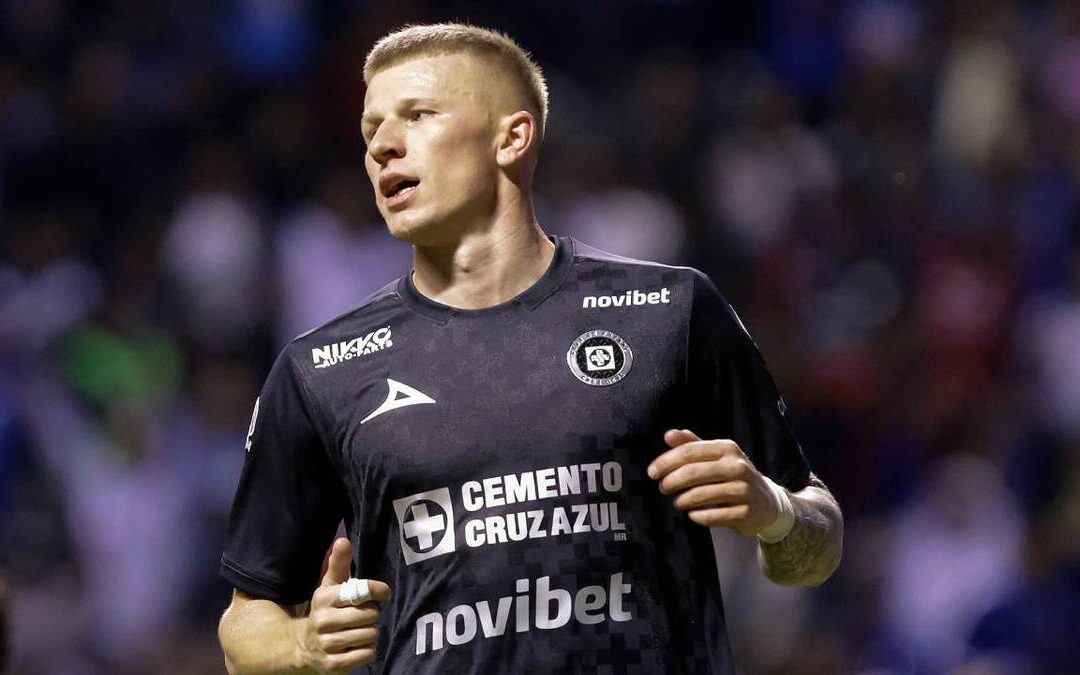 Mateusz Bogusz y su futuro incierto en Cruz Azul: ¿Qué sucederá?