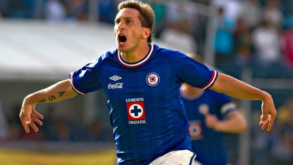 Chaco Giménez Rememora Su Pasado en Cruz Azul: ‘Éramos 4 o 5 que Hacíamos Todo por el Equipo’