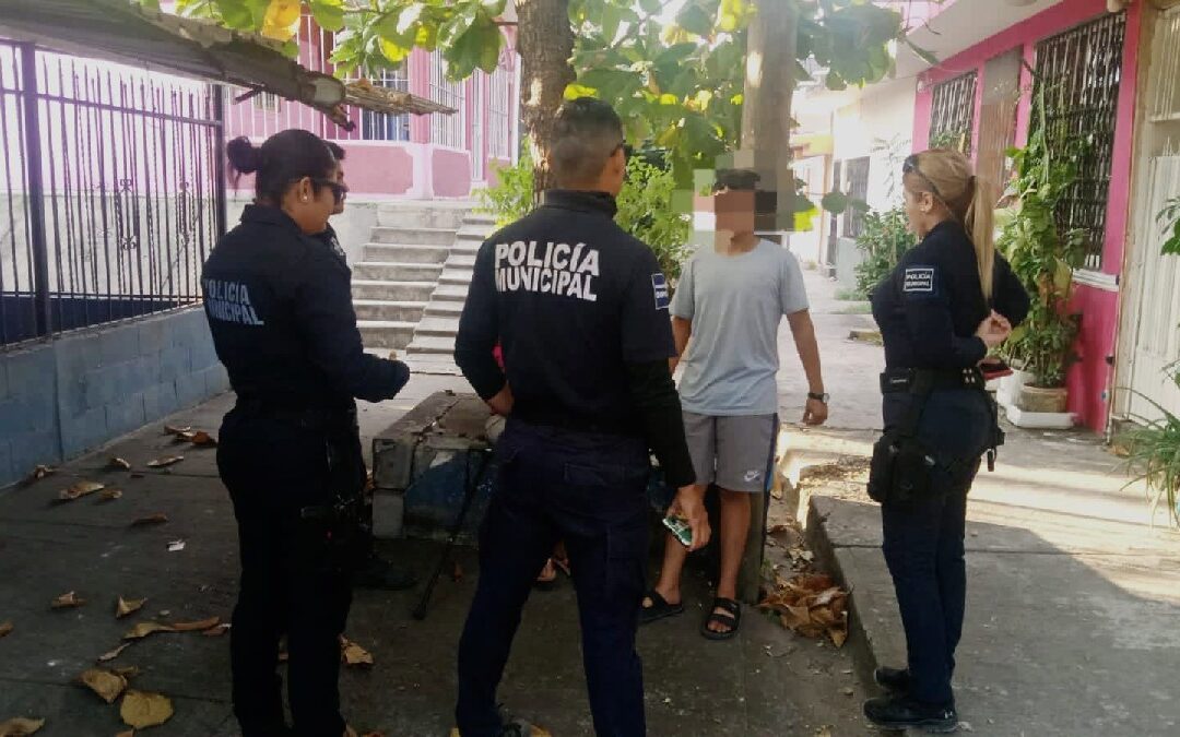 Rescate de víctimas de secuestro virtual en Michoacán: mujer de 68 años y su nieto localizados por la policía municipal