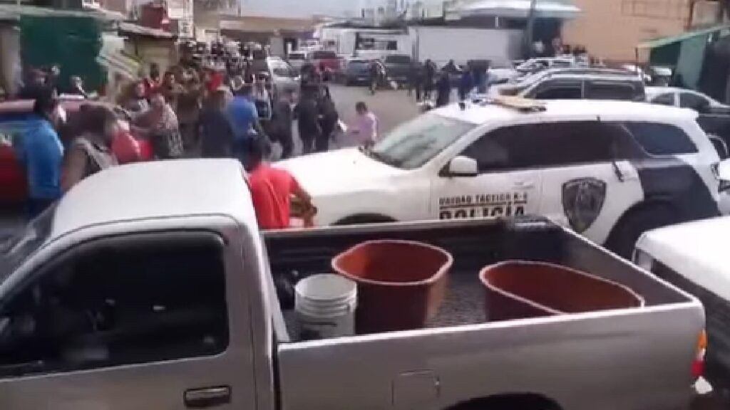 Operativo Antipirotecnia en Querétaro Deriva en Agresiones a Policías y Comerciantes