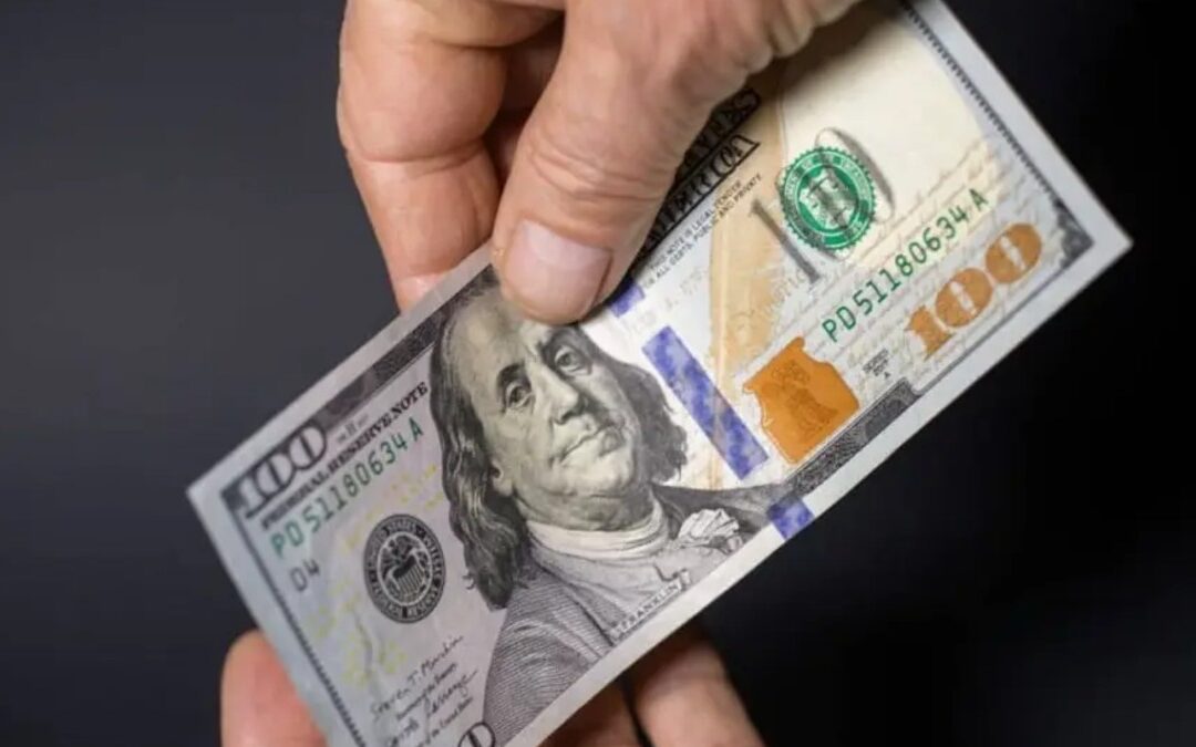 Dólar Hoy: El Tipo de Cambio y la Depreciación del Peso Mexicano, 1 de Enero