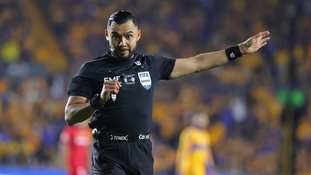 Pollo Ortiz: ‘Los equipos de fútbol vetan a los árbitros; podrían traer extranjeros’