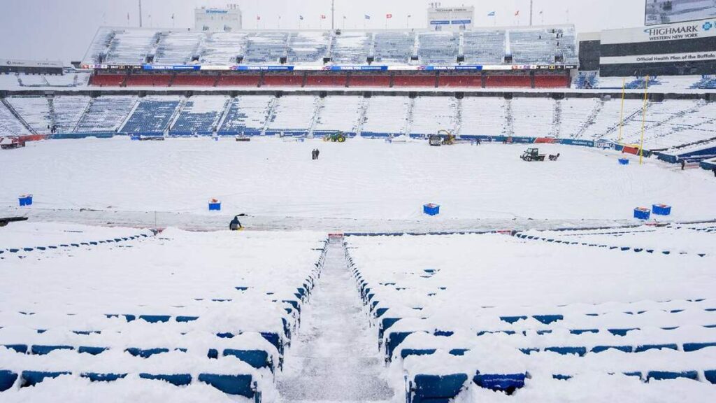 Buffalo Bills Llama a sus Aficionados a Palear la Nieve en el Highmark Stadium