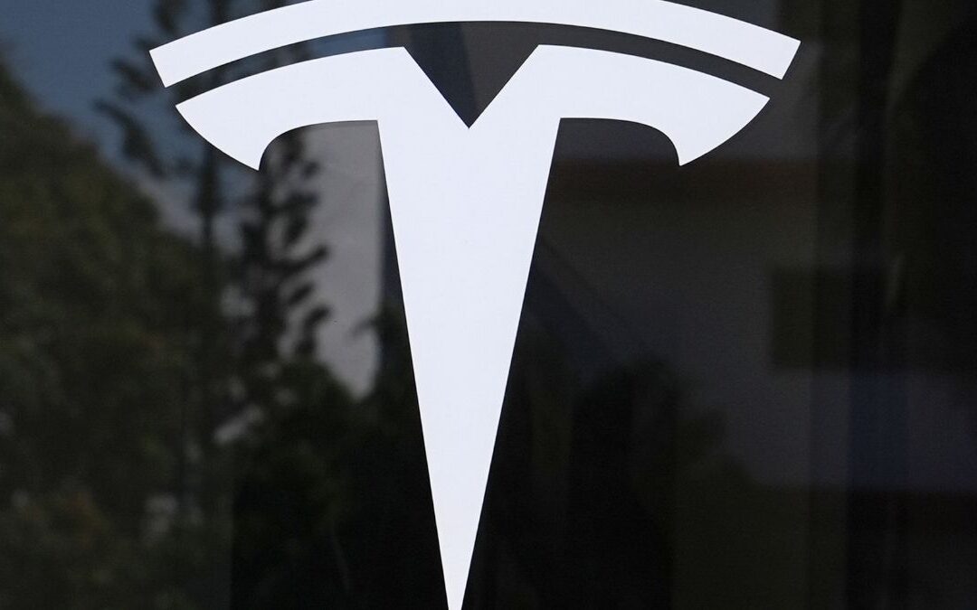 Tesla pierde liderazgo en el mercado de vehículos eléctricos tras una caída de ventas en 2025