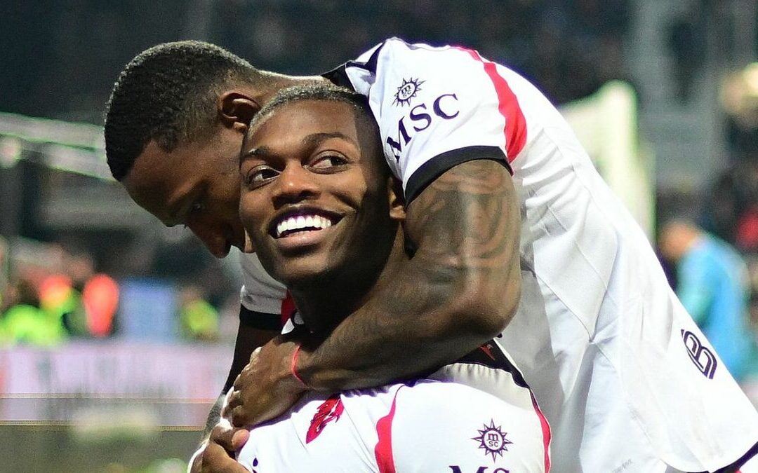 El Milan se impone al Cagliari y se posiciona como líder; nuevo debut de Santi Giménez