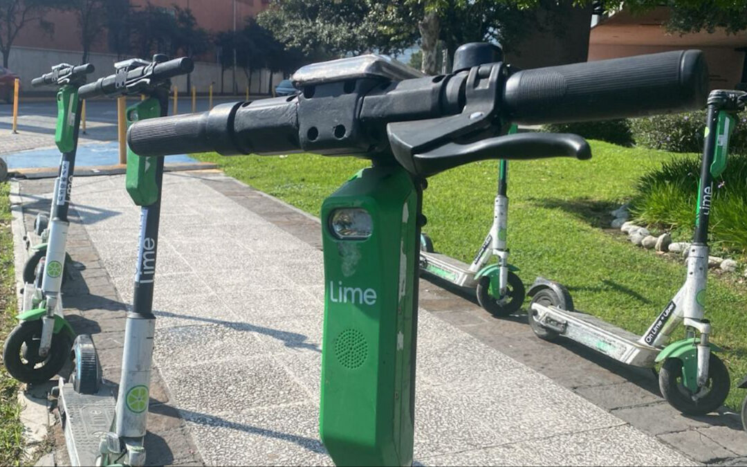 La expansión de scooters eléctricos en Monterrey: un paso hacia la movilidad urbana en la zona Tec