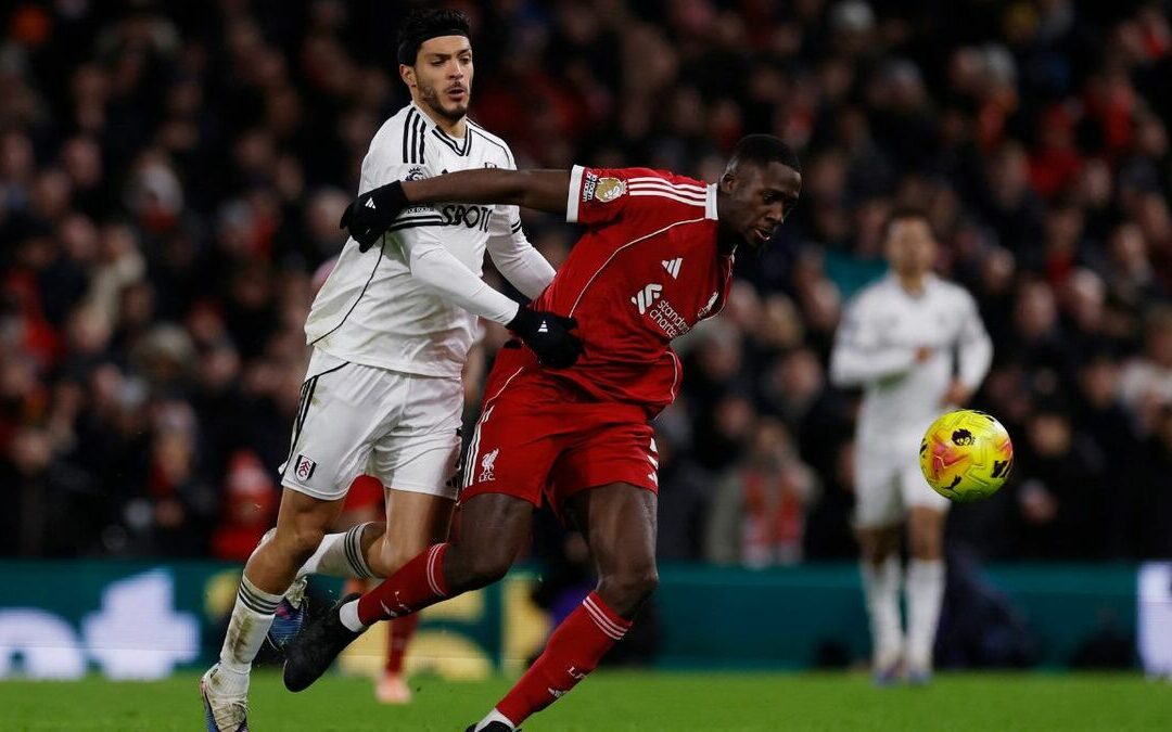 Fulham y Liverpool Empatan en un Partido Emocionante: Raúl Jiménez Brilla con una Asistencia