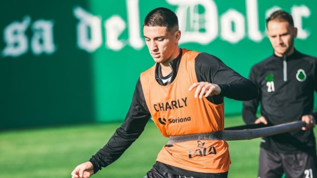 Refuerzos Santos: Adaptándose a La Laguna para un Gran Inicio de Torneo