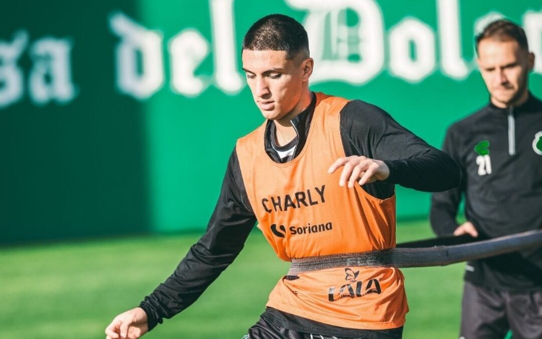 Refuerzos Santos: Adaptándose a La Laguna para un Gran Inicio de Torneo