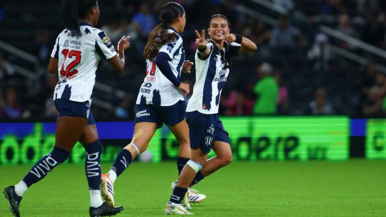 Rayadas Logra una Goleada Impresionante en la Jornada 1 de la Liga MX Femenil contra Puebla