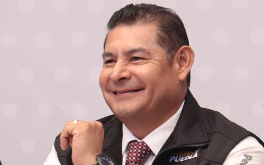 Armenta denuncia la inacción de alcaldes del Triángulo Rojo contra los deshuesaderos de vehículos