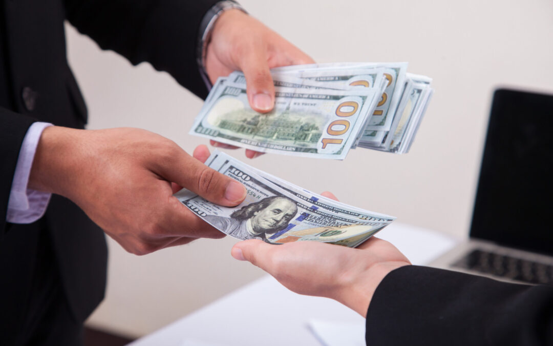 Embargos Salariales en Colorado: Préstamos Estudiantiles Federales Amenazan con Reducir Salarios hasta un 15%