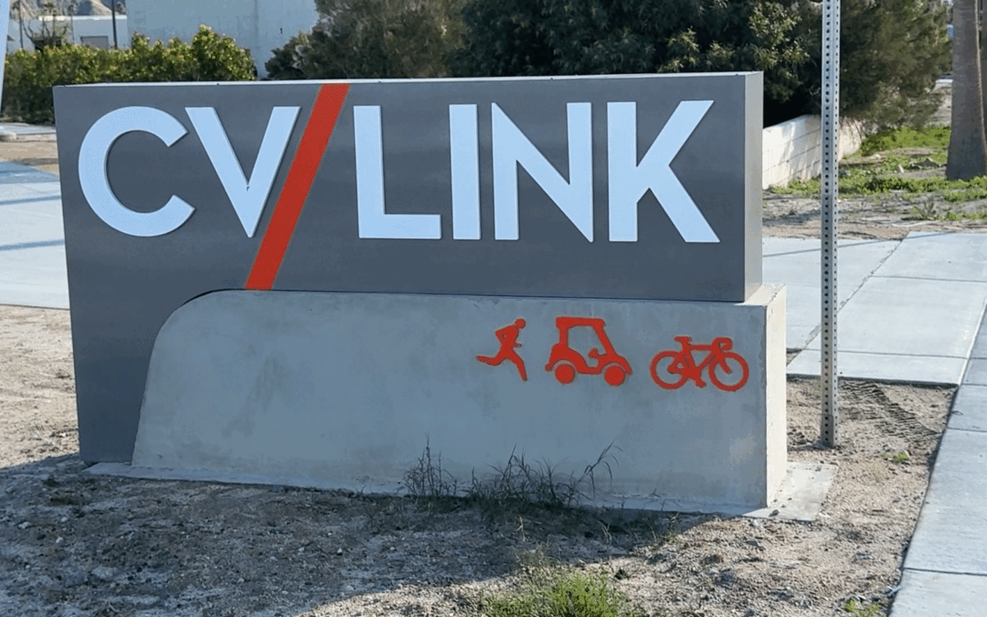 Policía de Palm Springs Investiga Apuñalamiento en CV Link: Buscan al Sospechoso