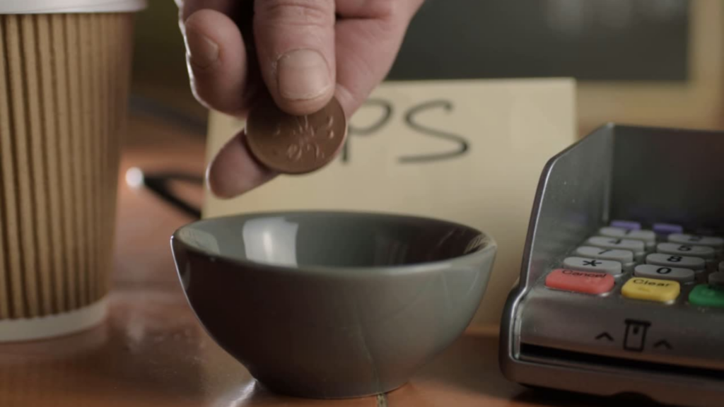 Deducción de impuestos por propinas: Ahorra hasta $25,000 a partir de 2025