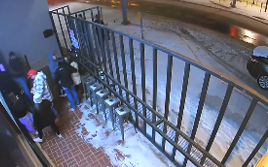 Policía de Big Spring solicita ayuda para localizar e identificar sospechosos de agresión