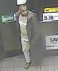 Colabore con la Policía de Elsa para Identificar al Sospechoso de un Robo en Tienda