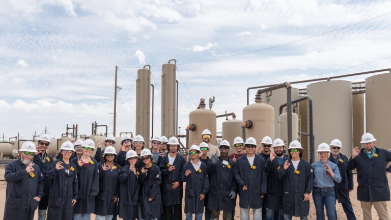 Midland College impulsa aprendizaje práctico en la industria energética