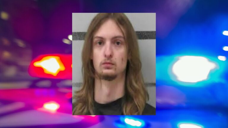 Arrestan a hombre en Lubbock por solicitud sexual de un menor en línea
